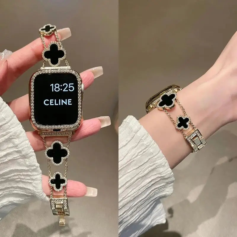 Pulsera metálica con dije de trébol para Apple Watch